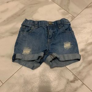 🌈 Koala Kids distressed denim shorts 12 months 🌈